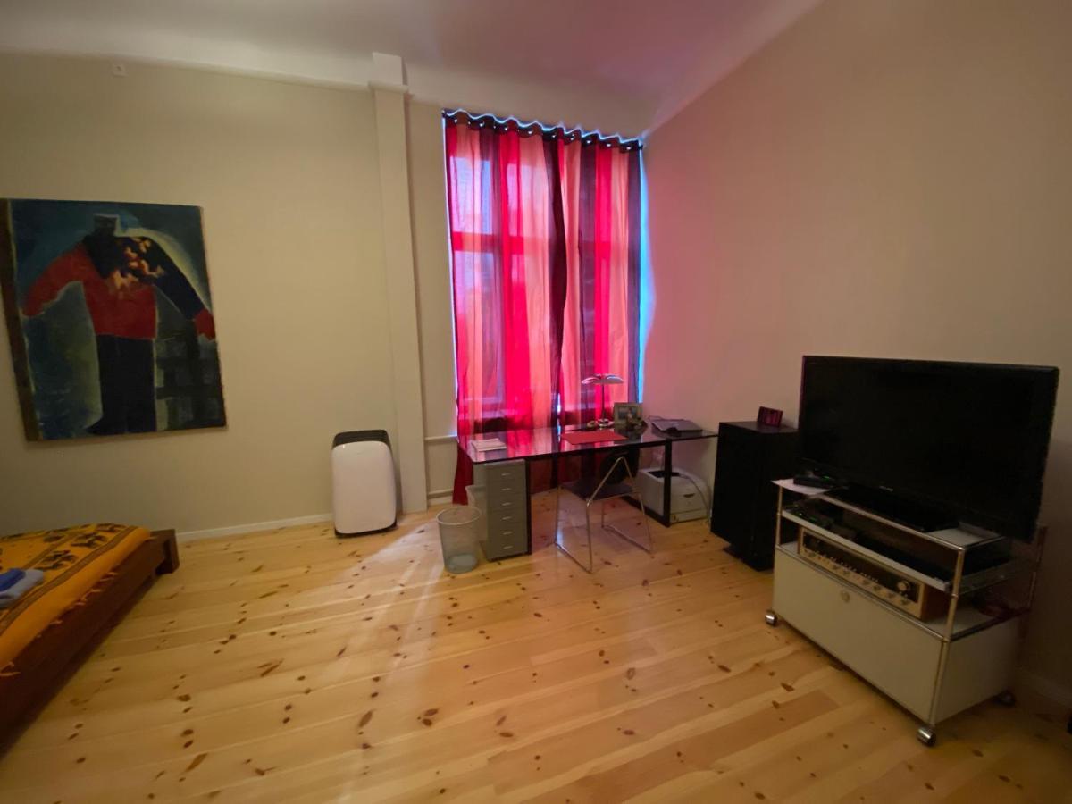 Appartamento Fewo Gruene Mommsenstrasse - Bei Becker Klingeln Berlino Esterno foto